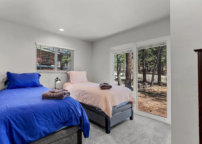 Pine Del 3bdr In Forested *