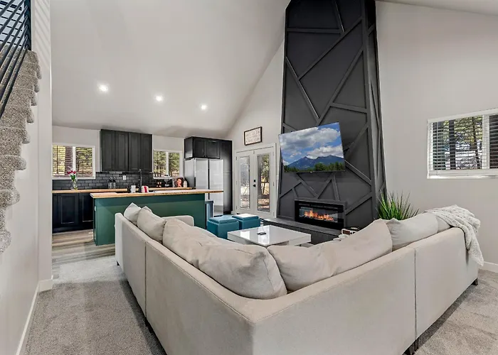 Pine Del 3bdr In Forested